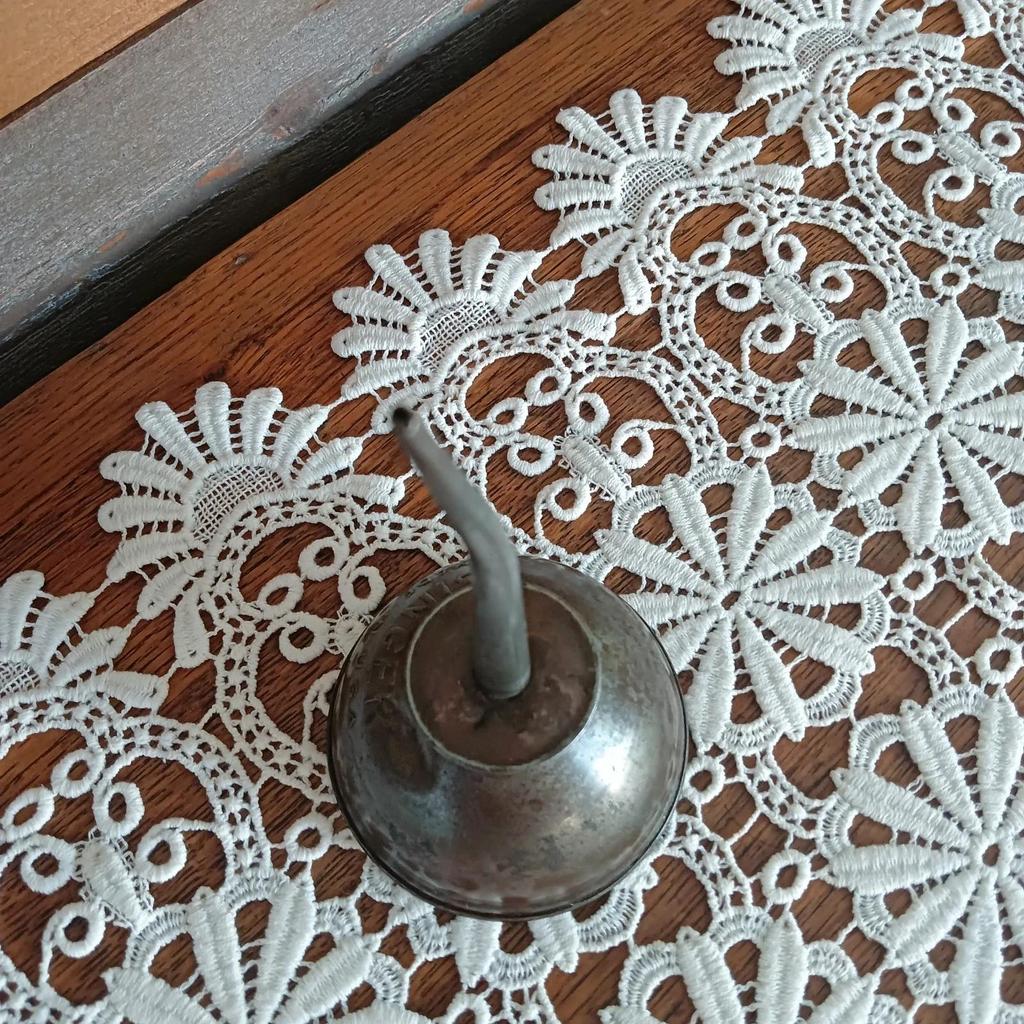 Très jolie ancienne grande burette à huile Singer