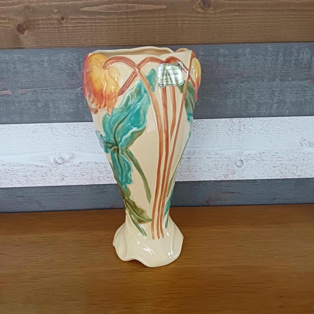 Très joli ancien grand vase St Clément en barbotine