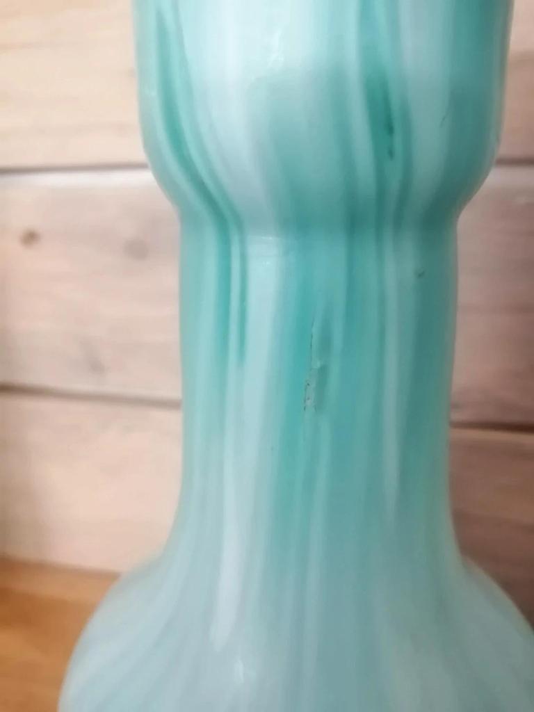 Ancien vase soliflore bleu turquoise