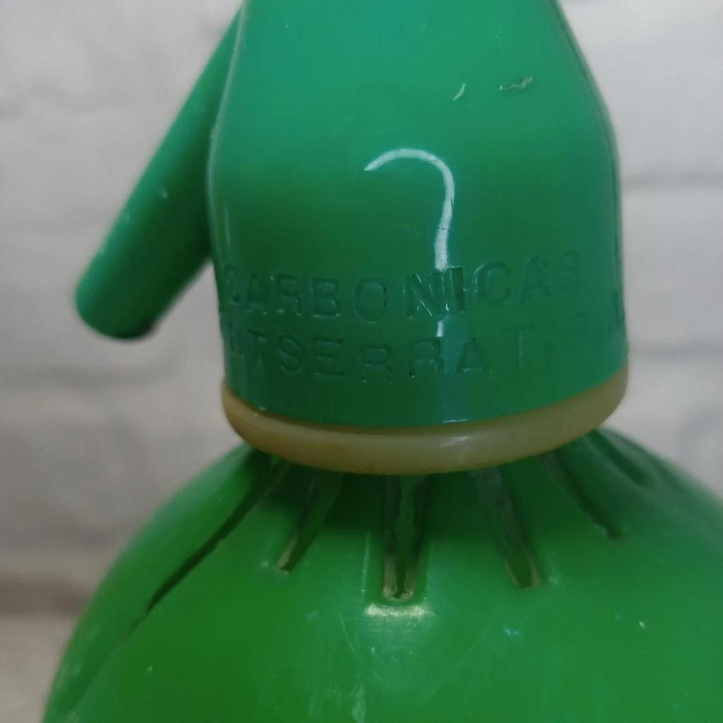Très joli siphon vintage Montserrat