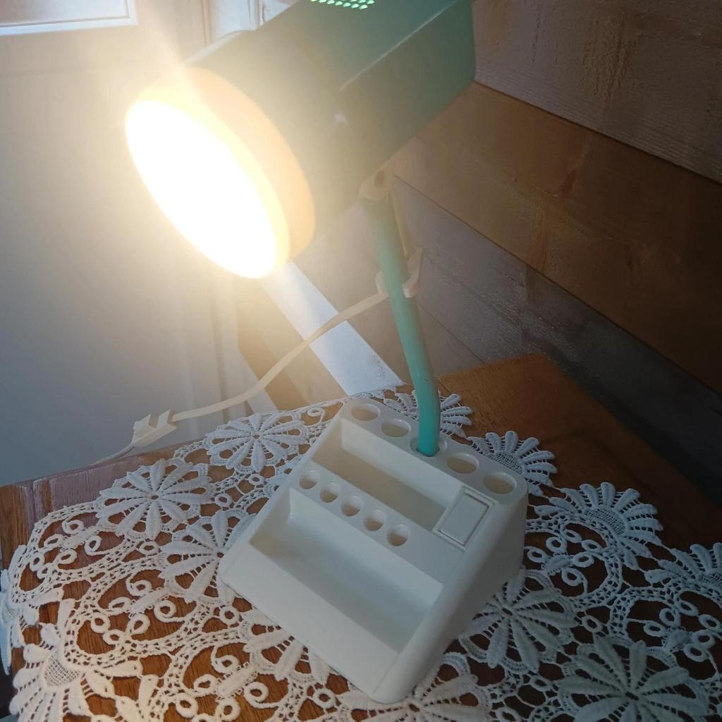 Très jolie lampe de bureau vintage des années 80