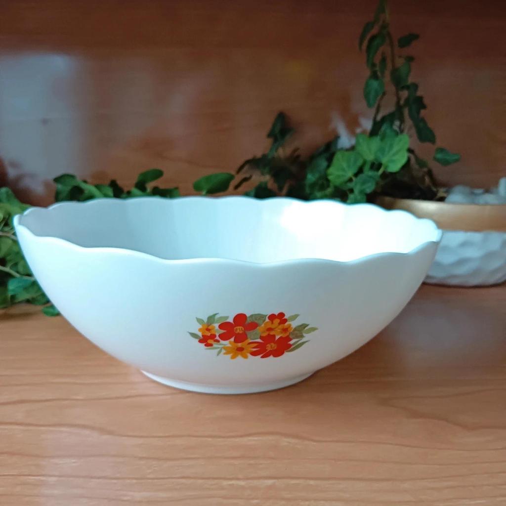 Très joli saladier vintage Arcopal