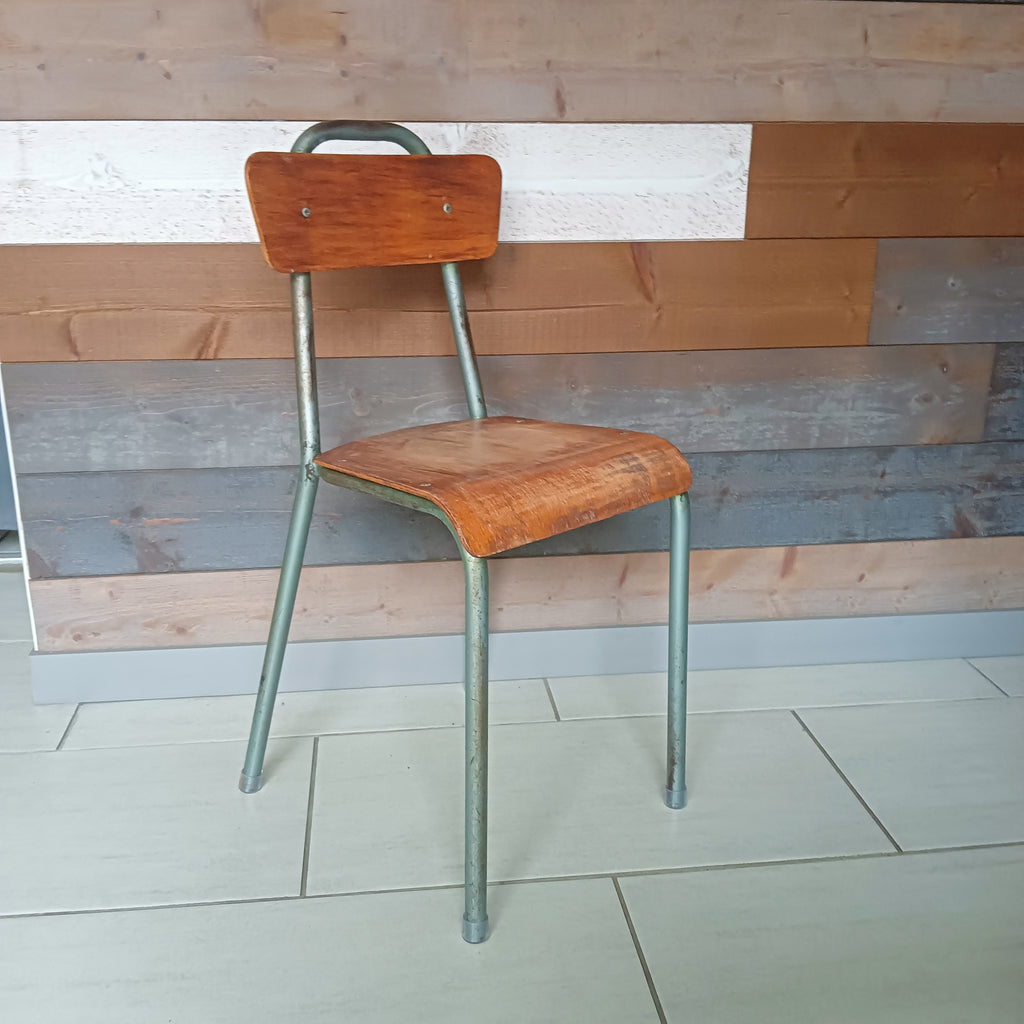 Magnifique bureau et chaise enfant vintage années 60