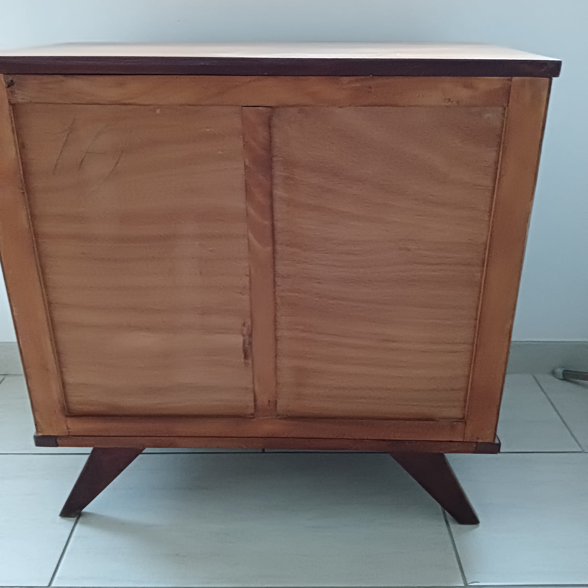 Très jolie commode Vintage