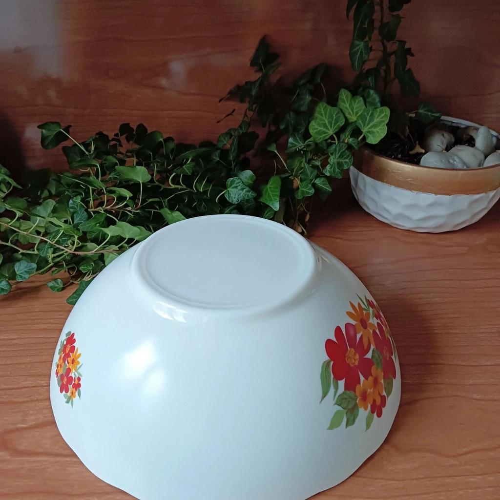Très joli saladier vintage Arcopal