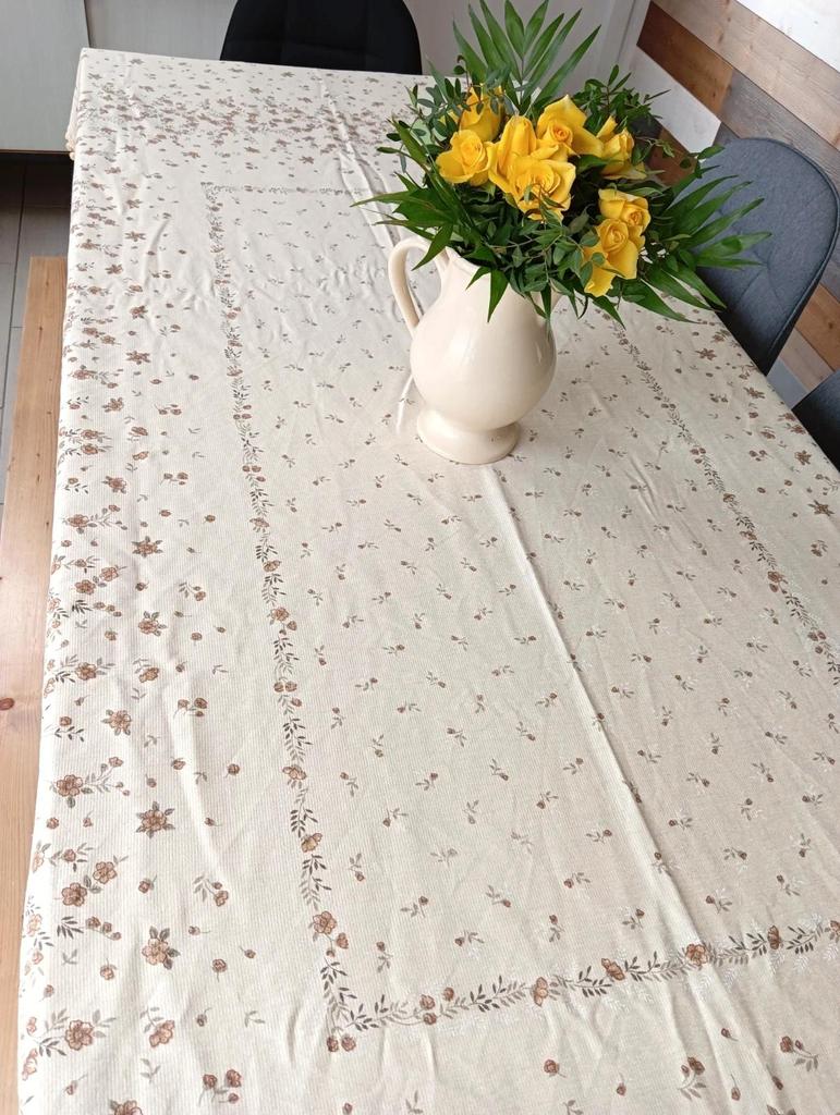 Très jolie ancienne nappe bohème