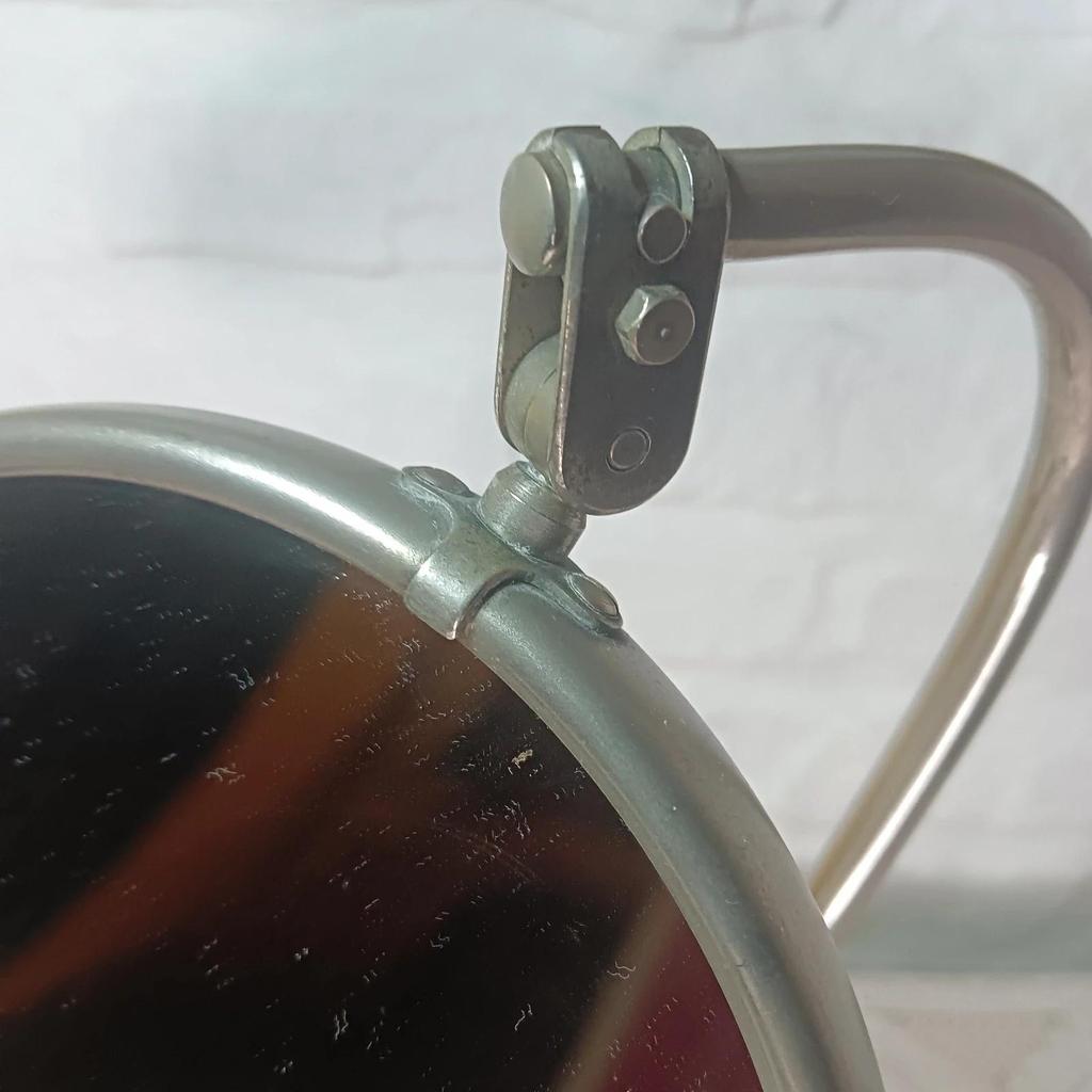 Très joli miroir de barbier vintage