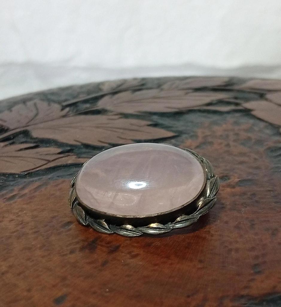 Très jolie broche ancienne