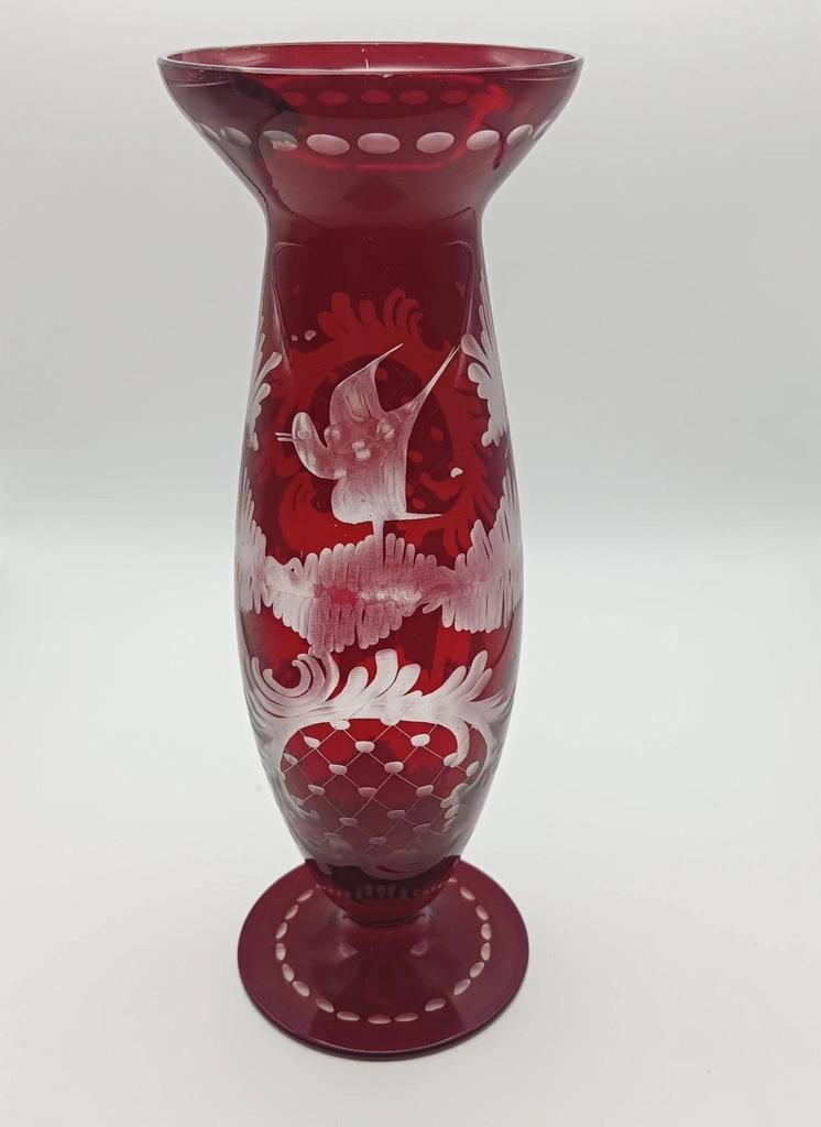 Très joli ancien petit vase soliflore en verre de bohème
