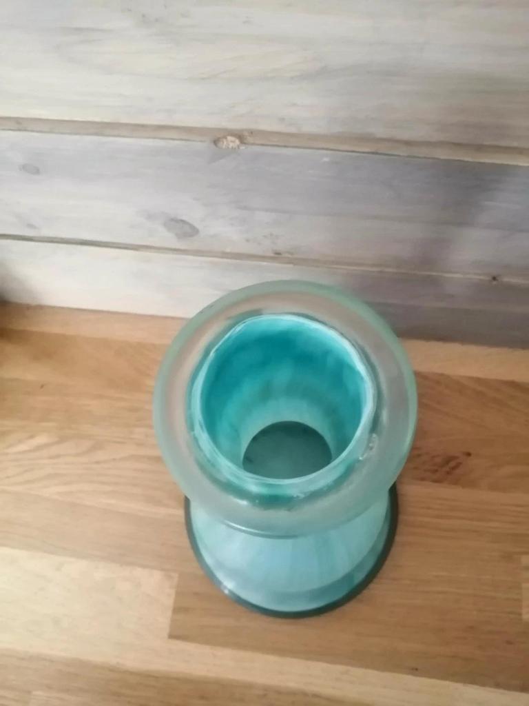 Ancien vase soliflore bleu turquoise