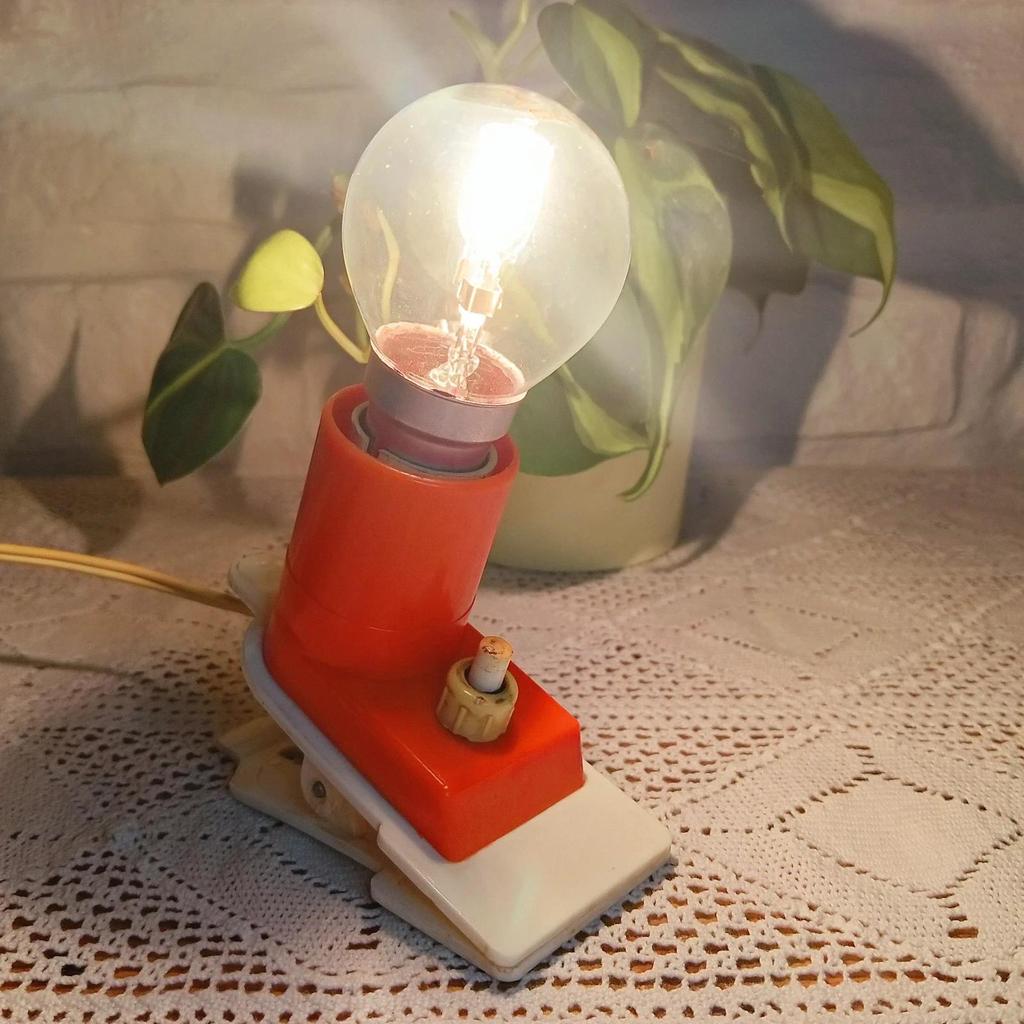 Très jolie lampe à pince vintage