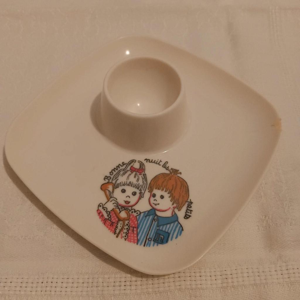 Très joli coquetier vintage année 70