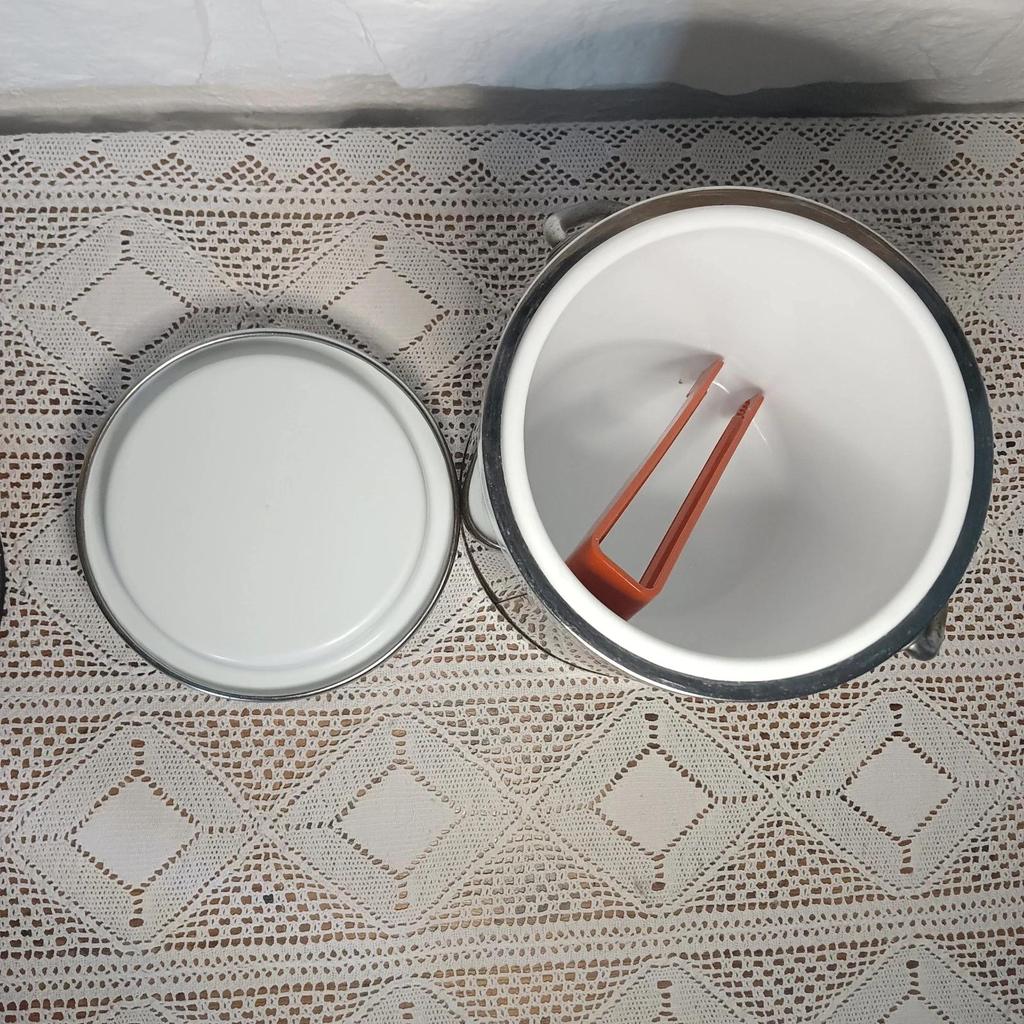 Très joli seau à glaçons vintage