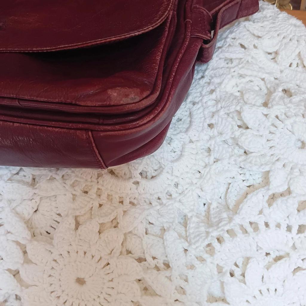 Très joli sac en cuir vintage