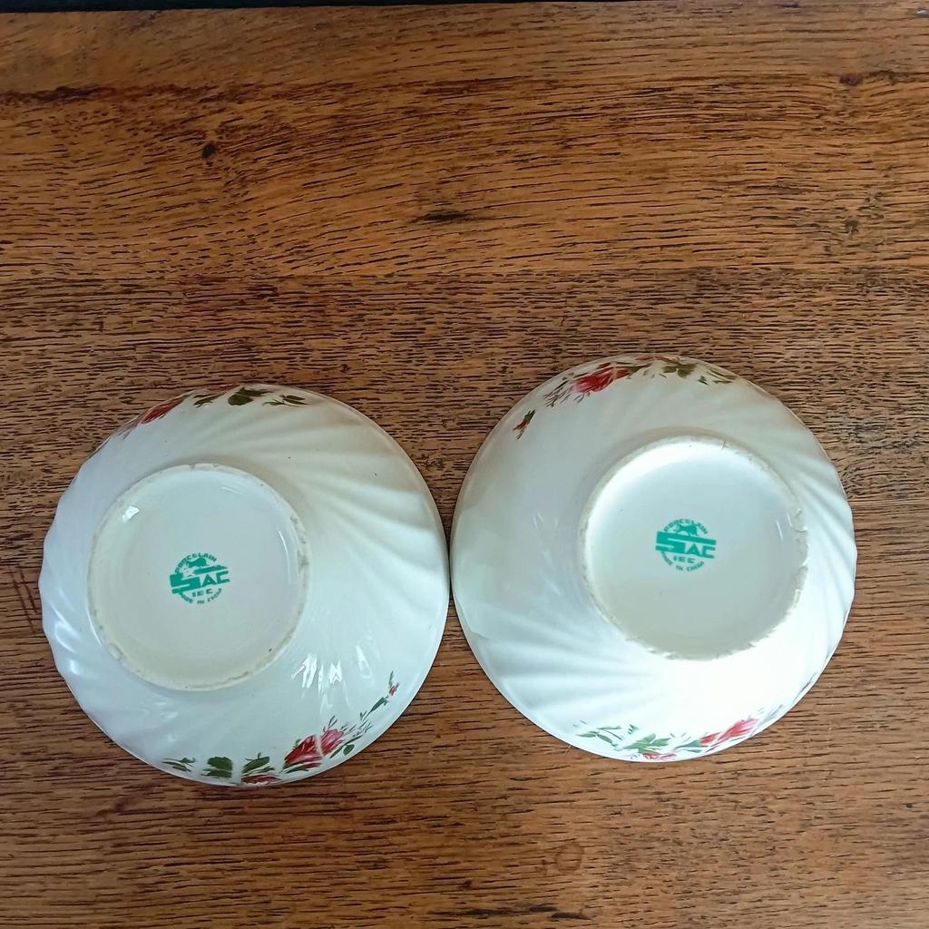 Lot de 2 jolis bols vintage