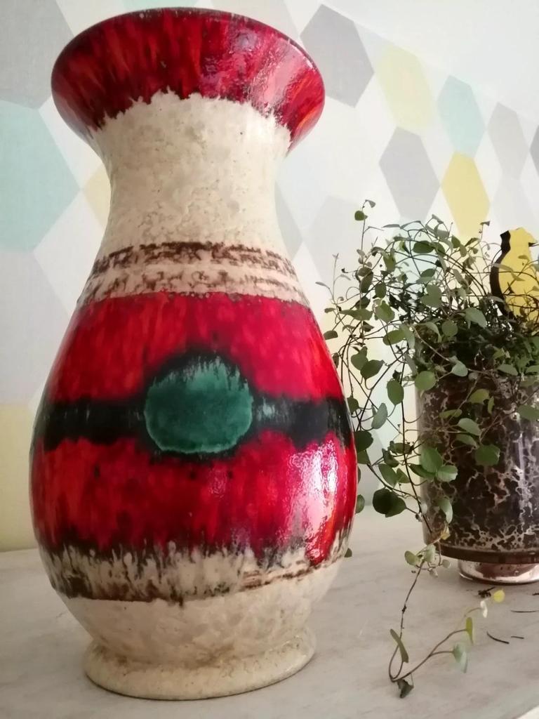 Ancien vase avec glaçure d’écoulement 1407 /25