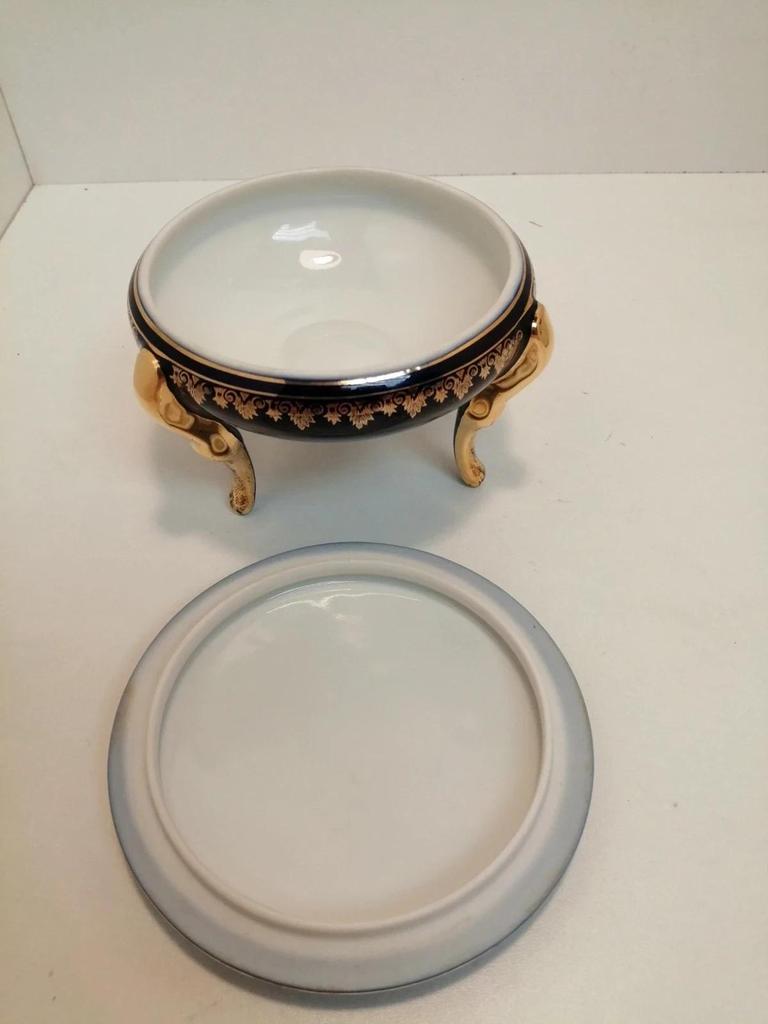 Ancienne bonbonnière en porcelaine de Limoges