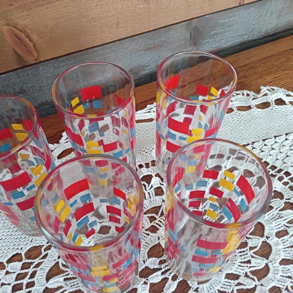 Très jolis verres à orangeade vintage