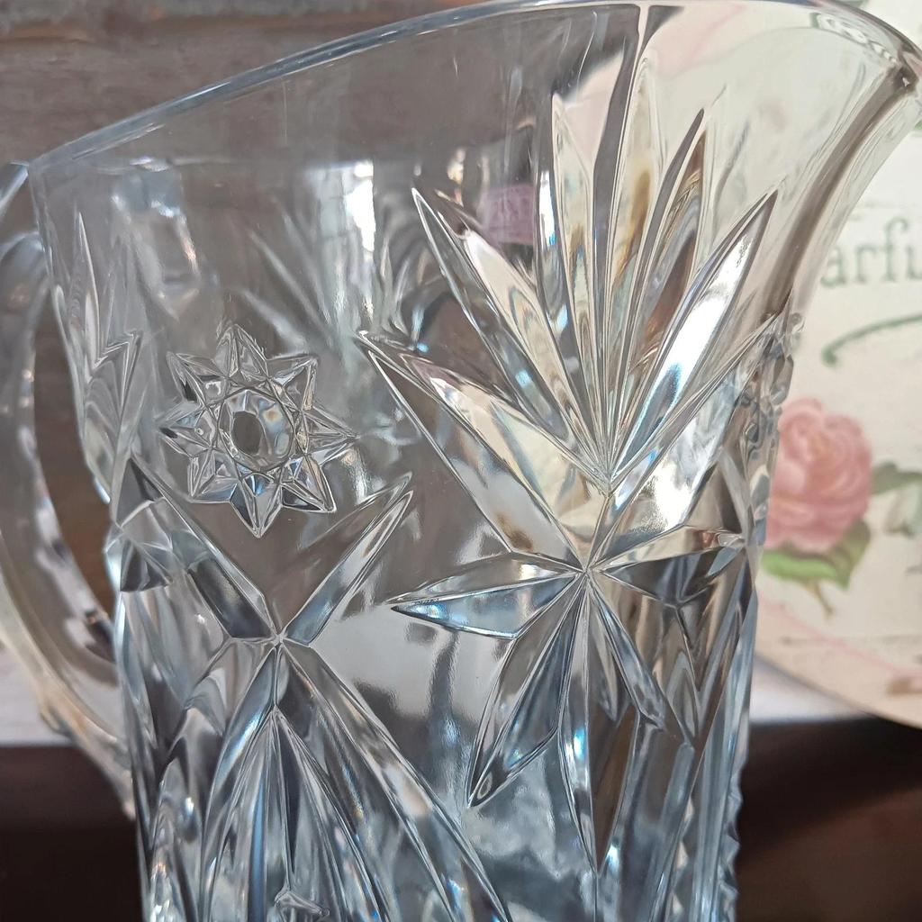 Très jolie ancienne carafe Cristal d'arques modèle Vincennes