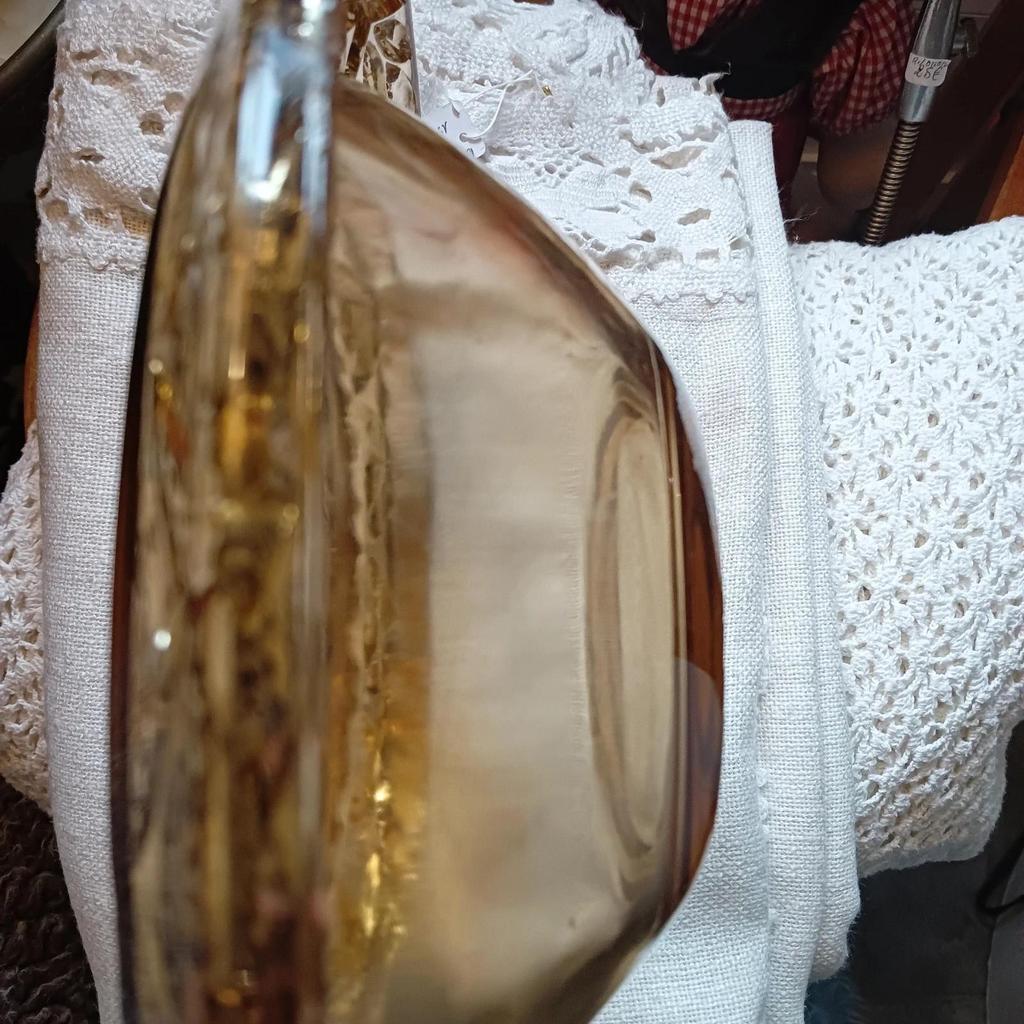 Très joli plat vintage fumé