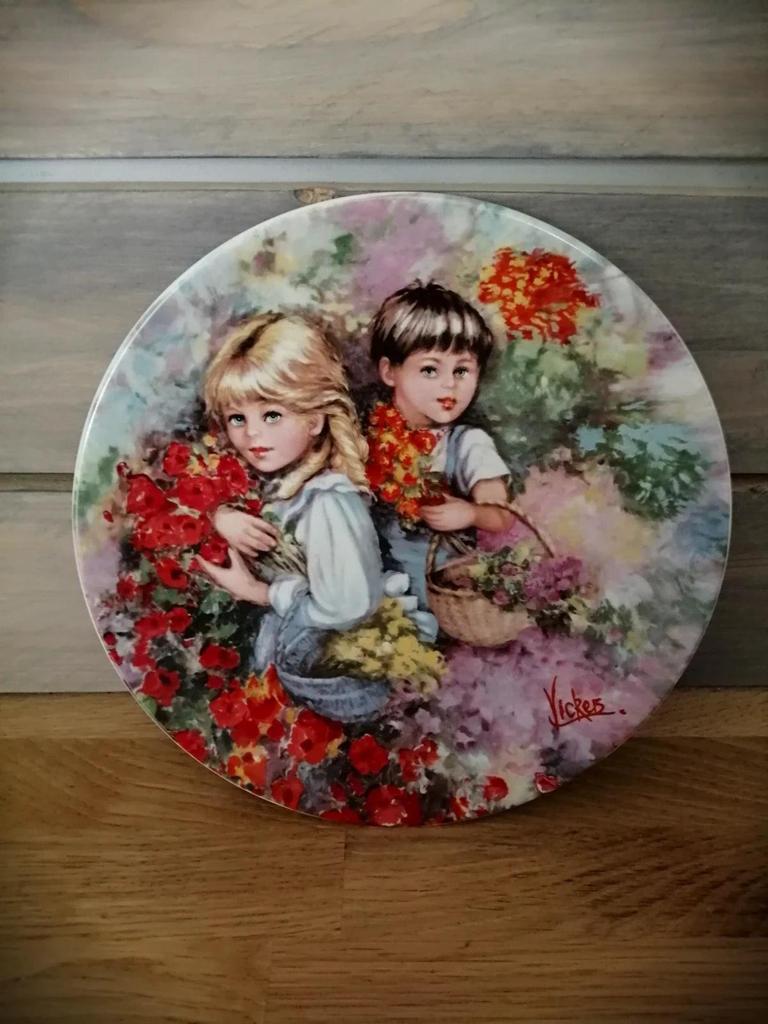 Ancienne assiette decorative
