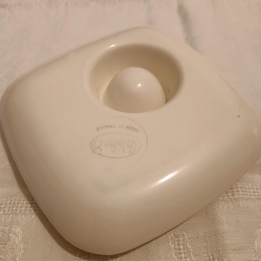 Très joli coquetier vintage année 70