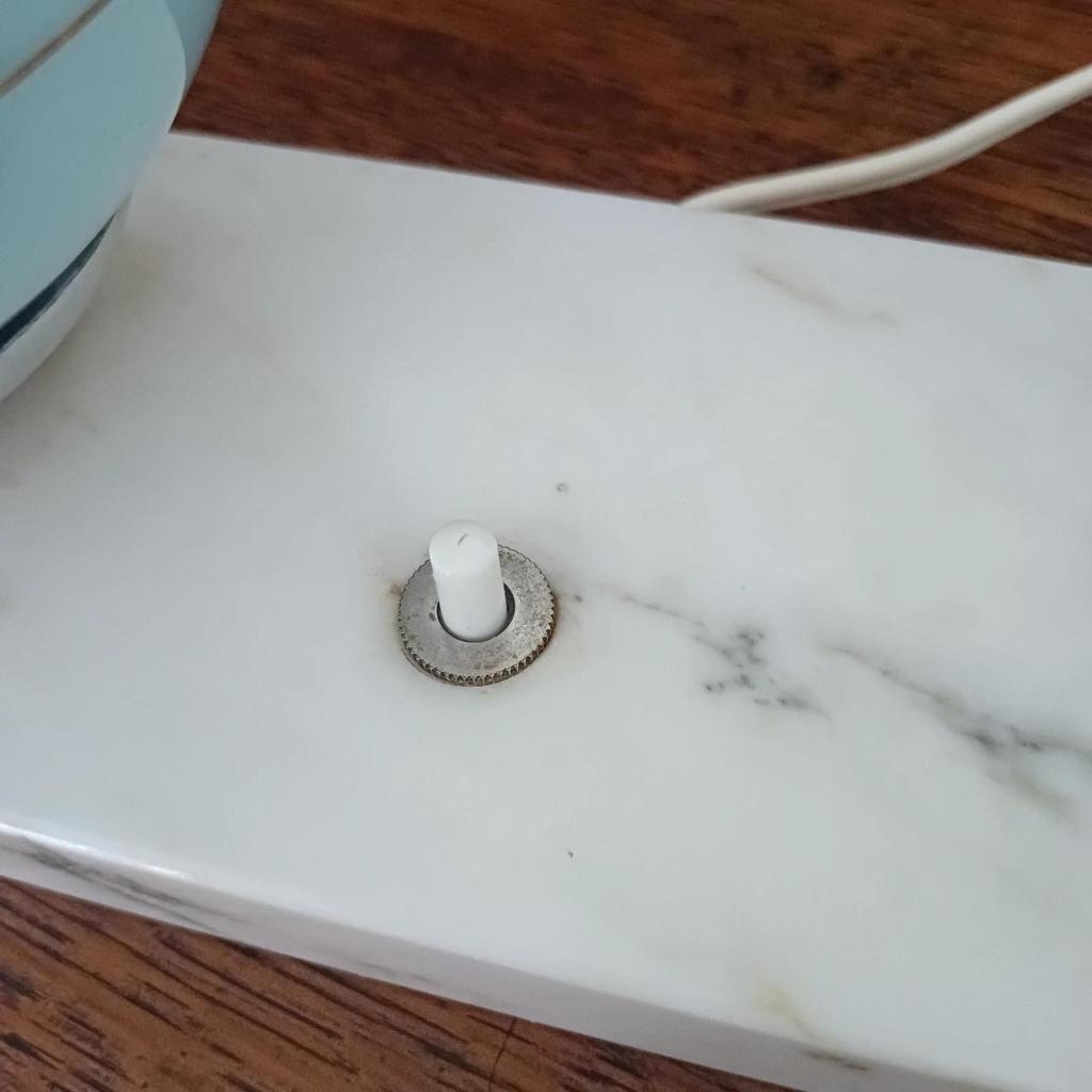 Magnifique lampe veilleuse