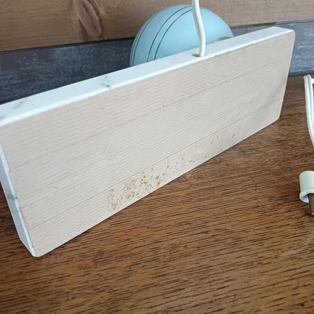 Magnifique lampe veilleuse
