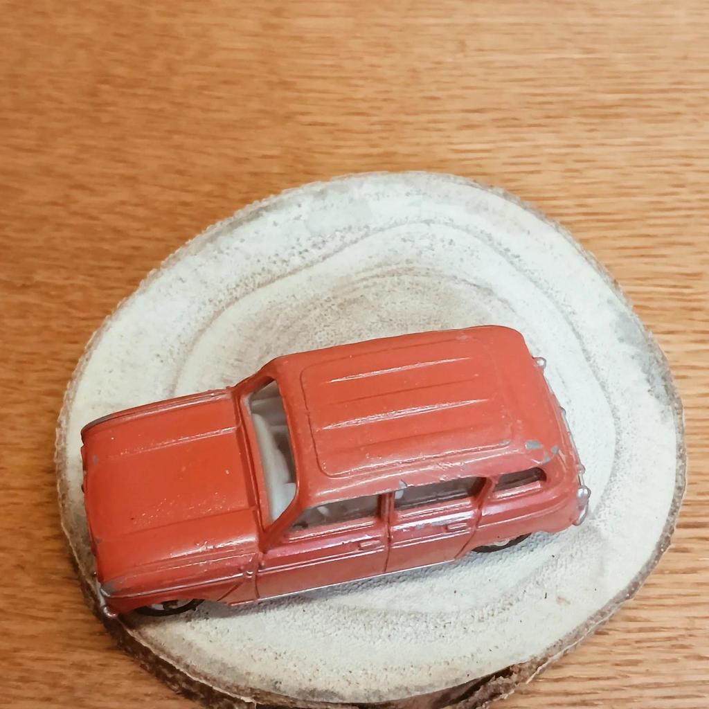 Renault 4l Dinky Toys Meccano France