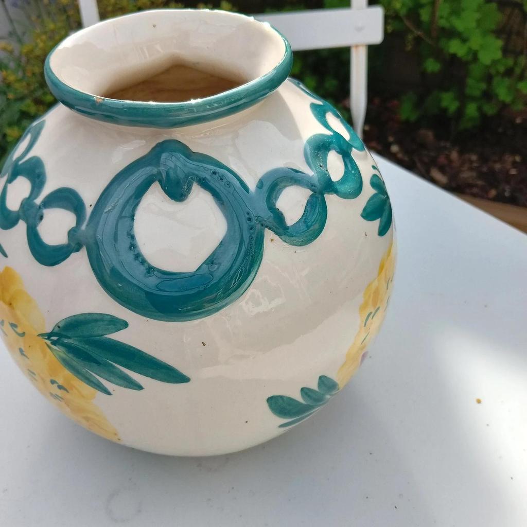 Très joli ancien vase boule