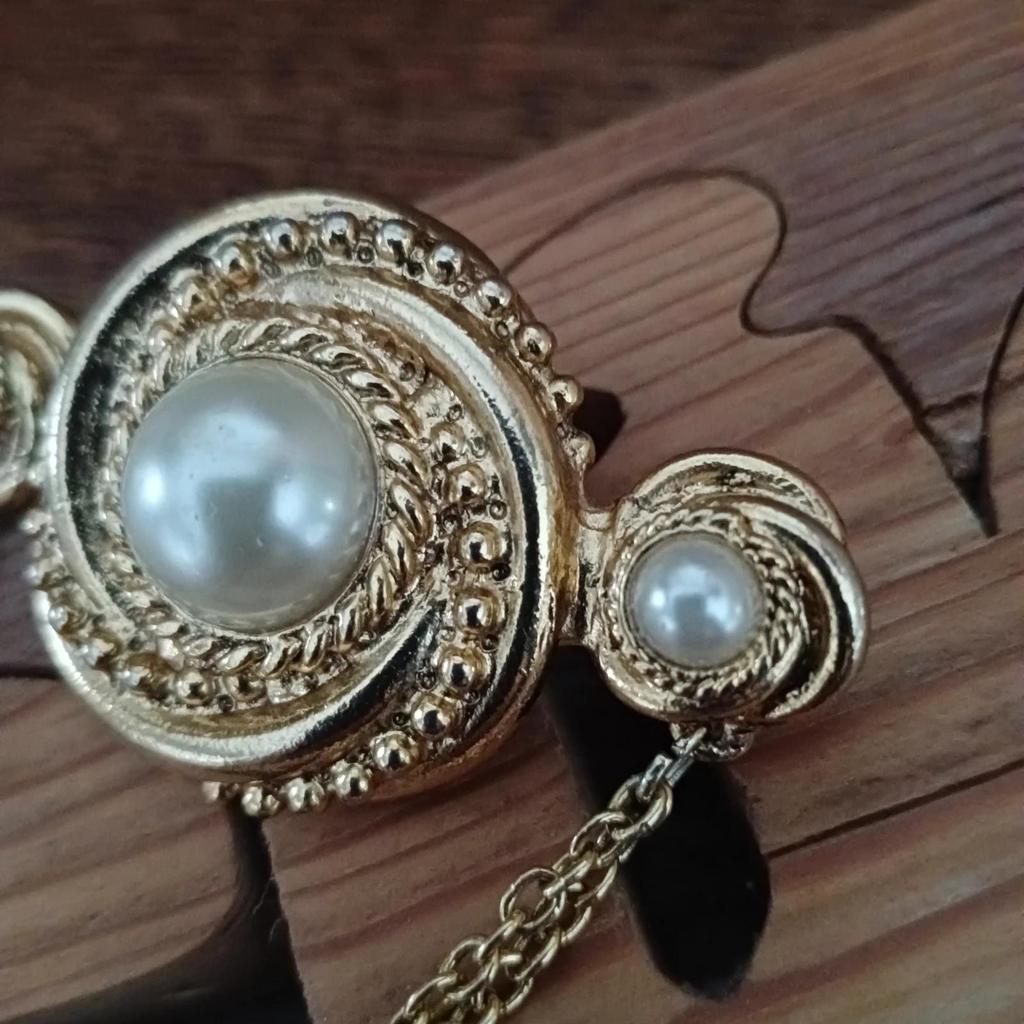 💮Très jolie broche💮