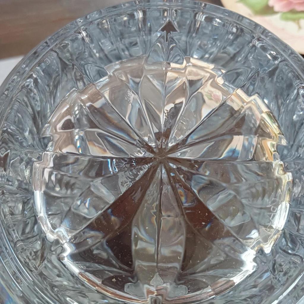 Très jolie ancienne carafe Cristal d'arques modèle Vincennes