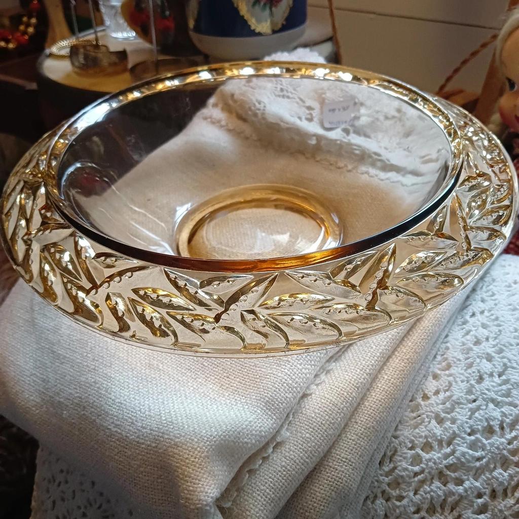 Très joli plat vintage fumé