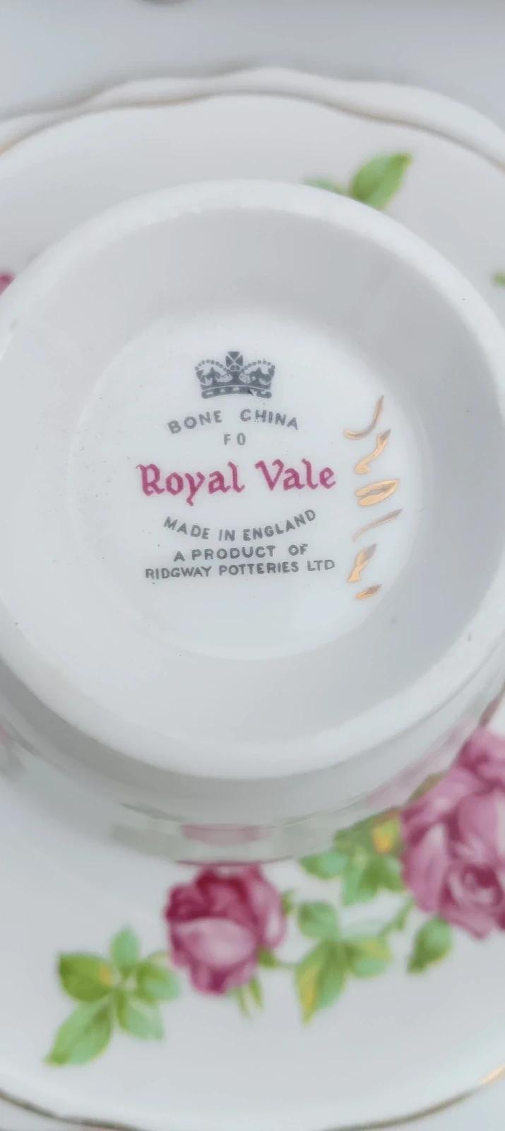 Très joli ancien set à thé et dessert porcelaine anglaise