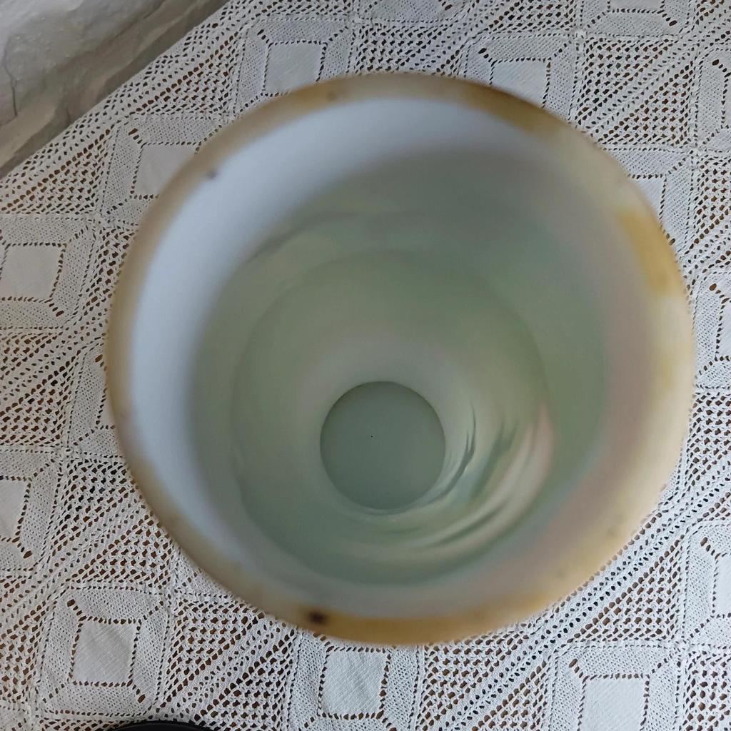 Très joli ancien vase en opaline