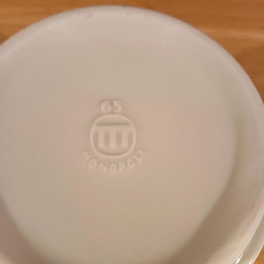 Très joli ancien mug vintage Monopoli