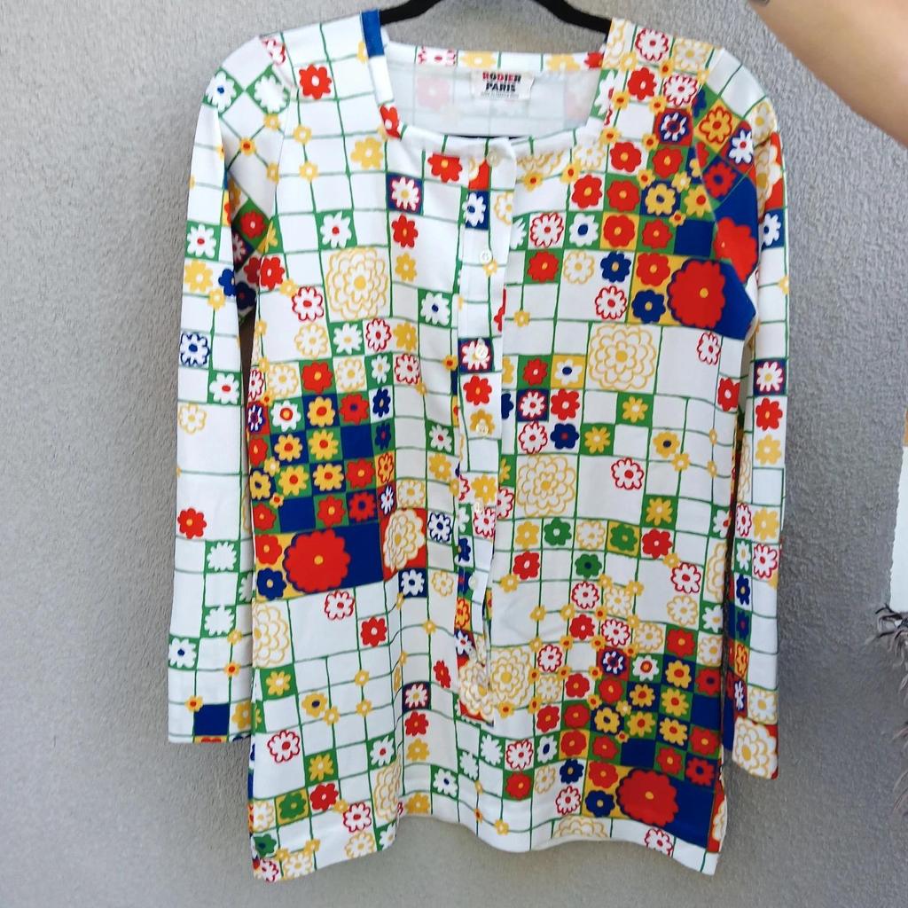 Belle chemise à fleurs vintage