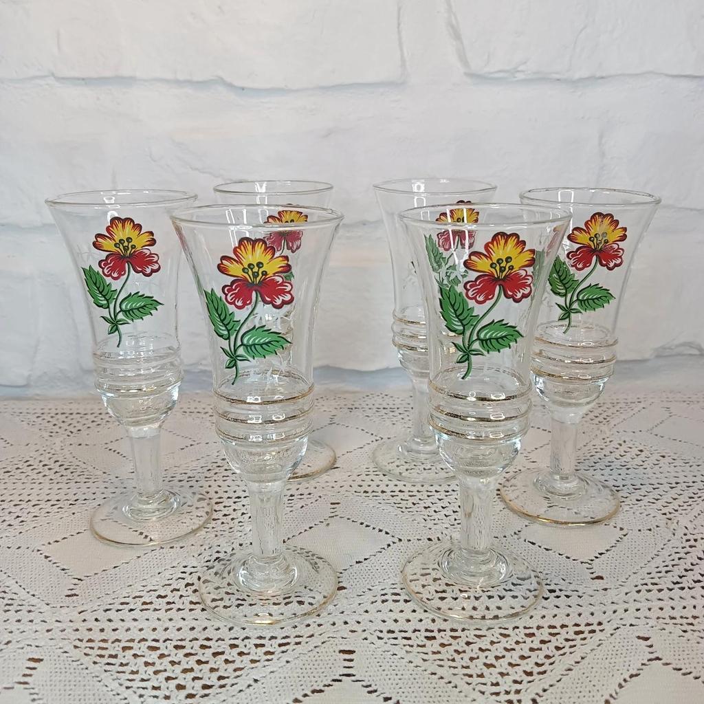 Lot de 6 verres à liqueur vintage