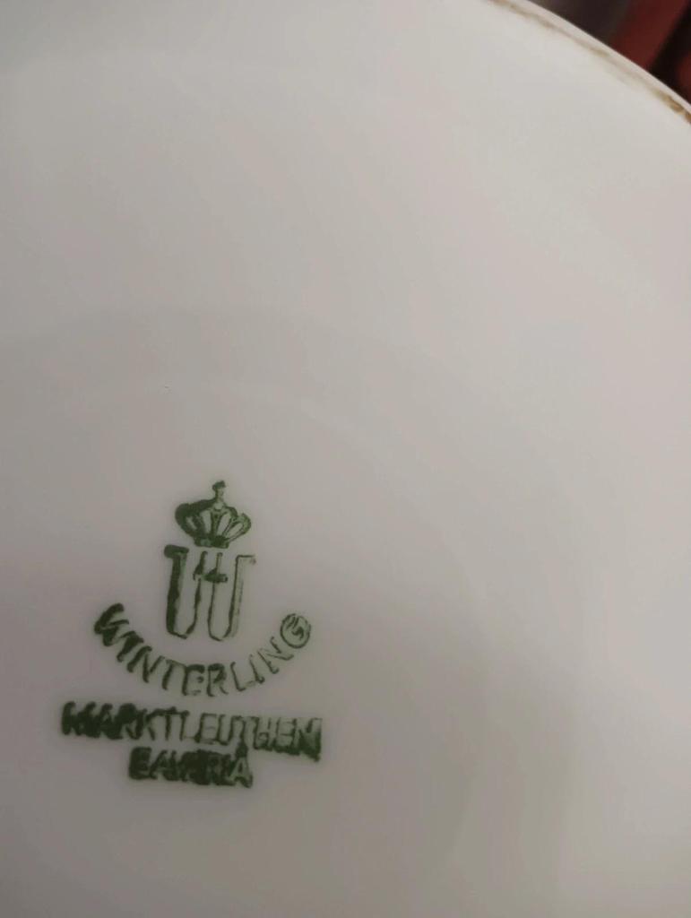 Très jolie ancienne cafetière vintage en porcelaine