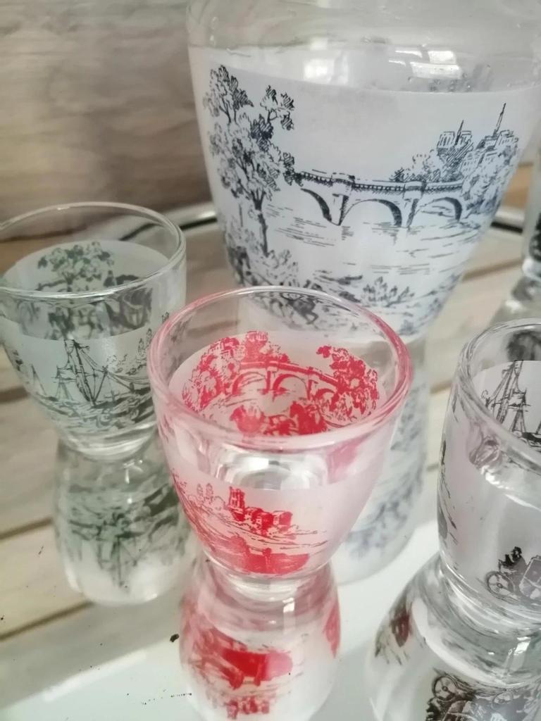 Ancienne carafe et verres Luminarc