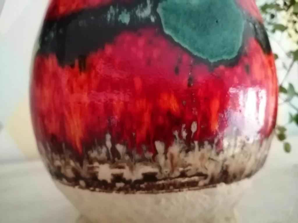 Ancien vase avec glaçure d’écoulement 1407 /25