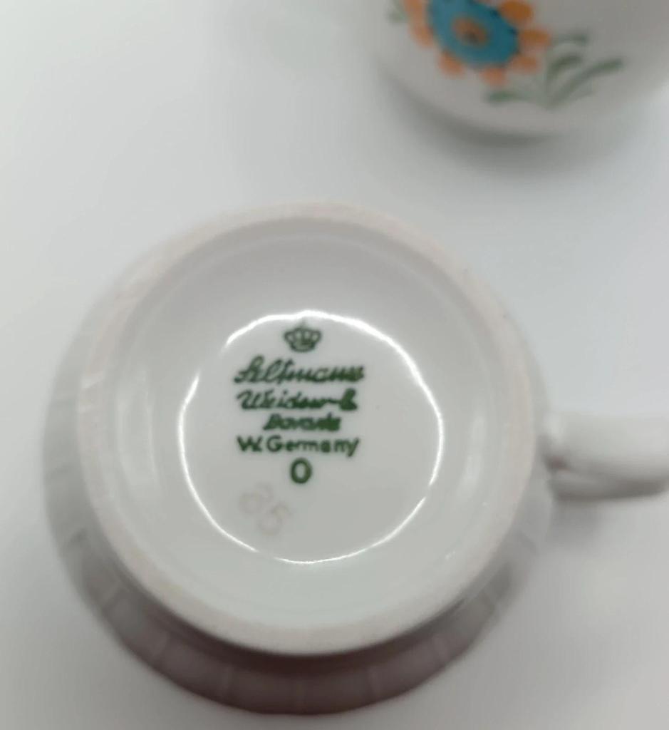 Très jolis tasses à café vintage