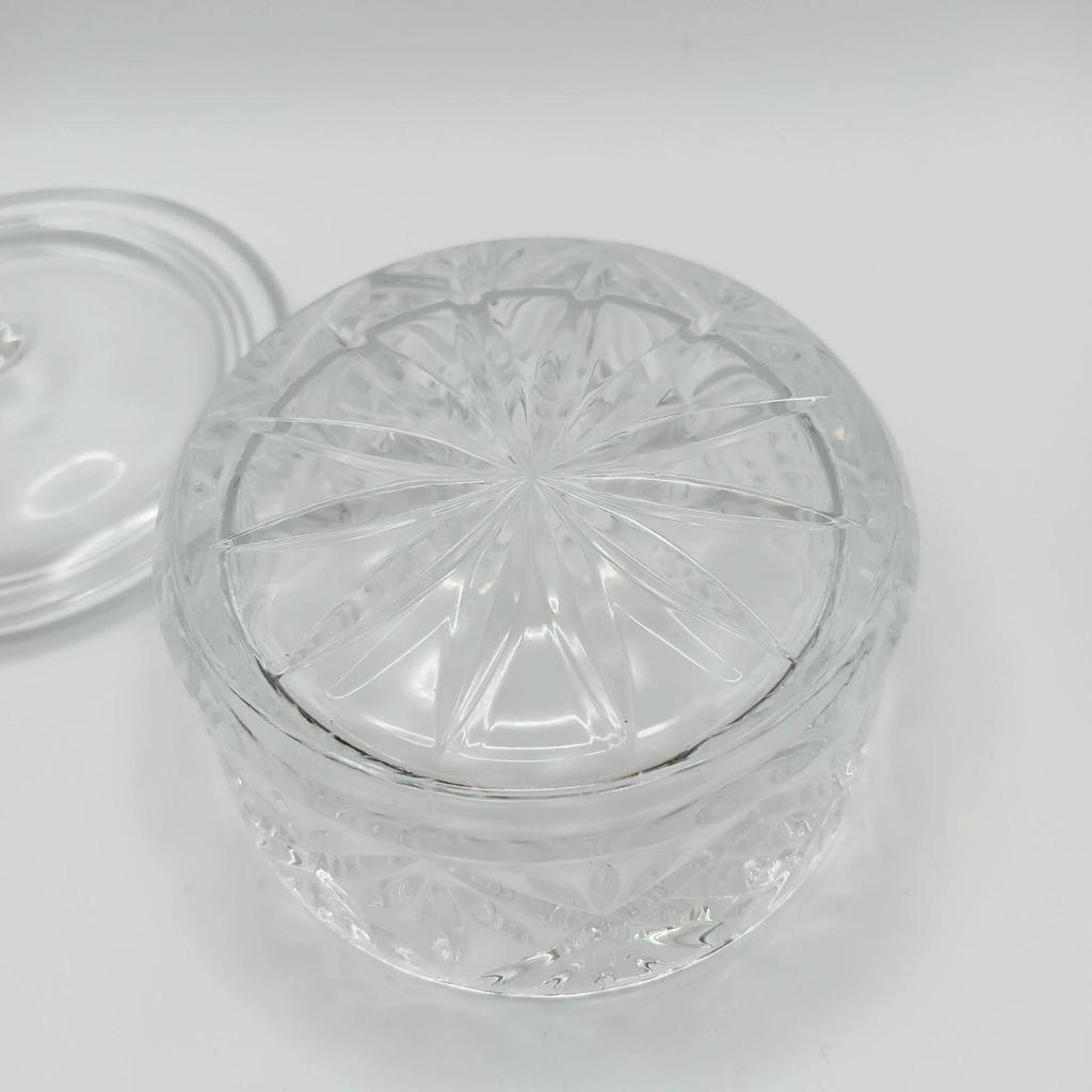Très jolie ancienne bonbonnière en verre