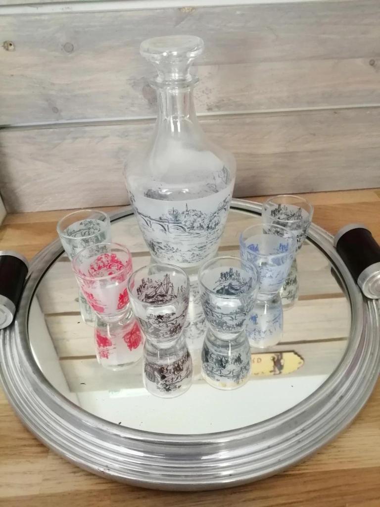 Ancienne carafe et verres Luminarc