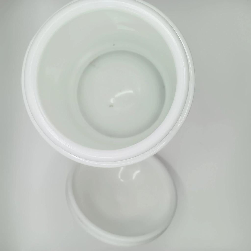 Très joli pot vintage en opaline