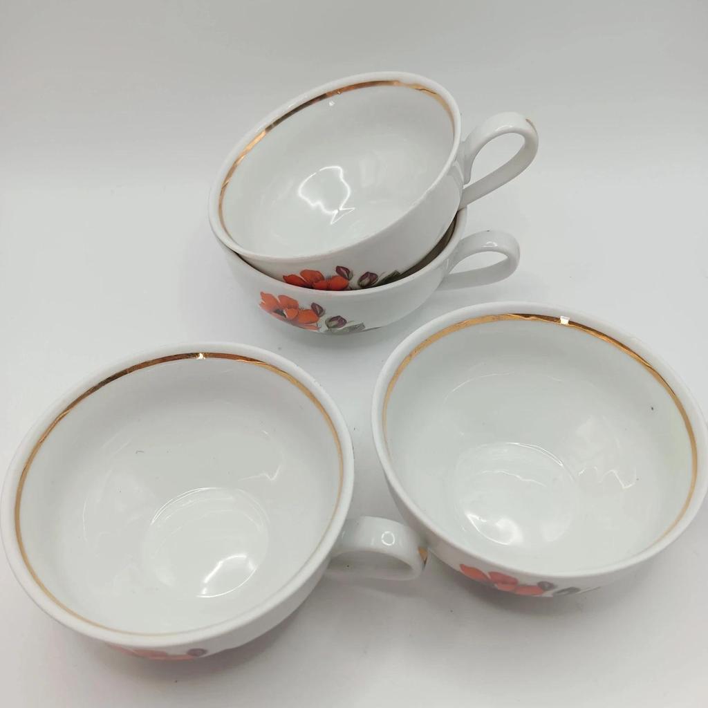 Lot de 4 très jolies tasses à café vintage