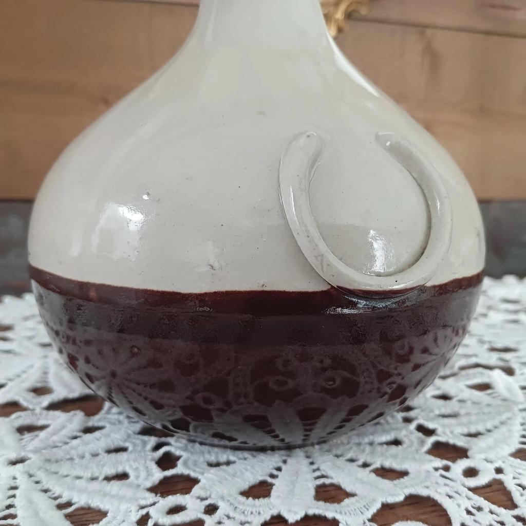 Très jolie bouteille vintage en grès Cusenier
