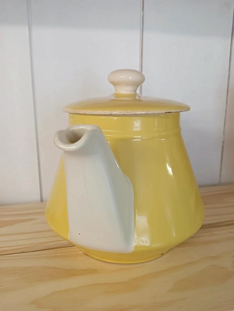 Très jolie ancienne théière Villeroy et Boch jaune et blanche