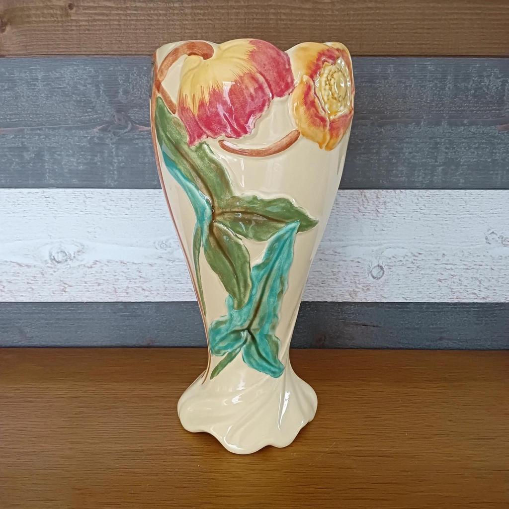 Très joli ancien grand vase St Clément en barbotine