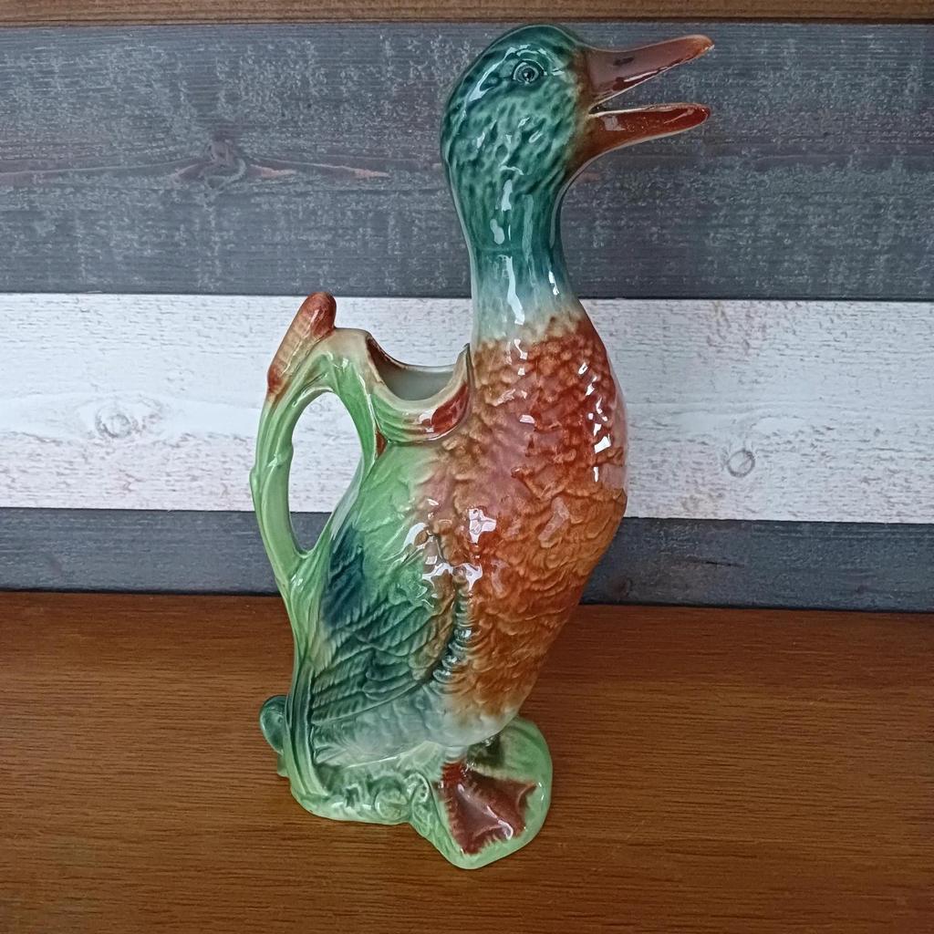Ancien pichet Col Vert